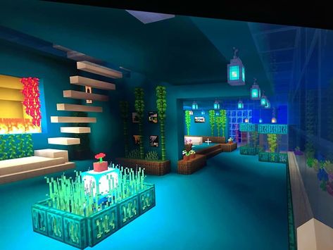 Cool Underwater Minecraft Builds, Underwater Bases Minecraft, Minecraft Underwater Aesthetic, Under Water Minecraft Base, Cool Minecraft Basement Ideas, Floating Water House Minecraft, Mincraft Idea Basement, Hill Top Minecraft House, Blue Room Minecraft