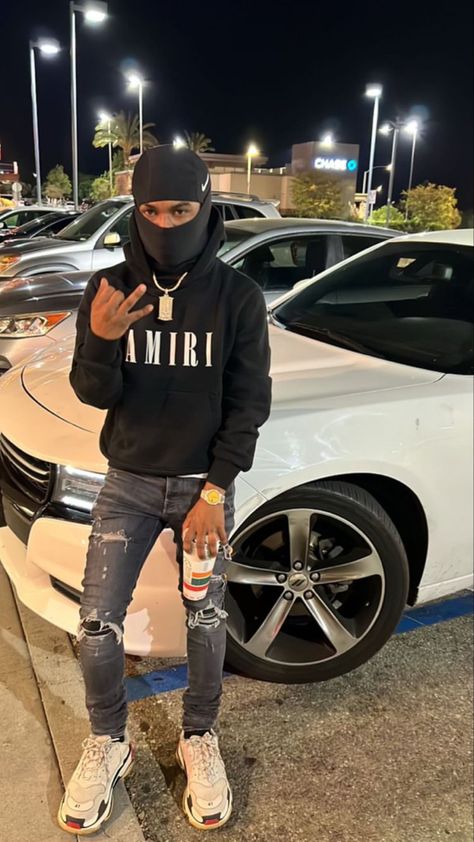 Amiri Outfit Men, Mens Drip, Drip Outfit Men Black, Gangsta Clothes Men, Hood Guy Outfits, Hood Outfits Men, Amiri Shirt Outfit, Drip Outfit Men Hood, Fall Time Outfits