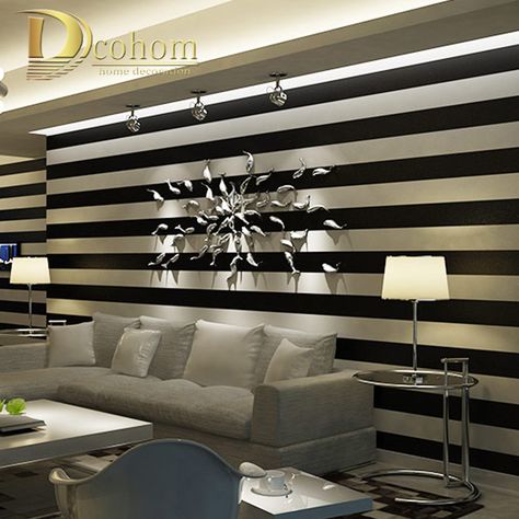 Black And White Striped Wall, Striped Wallpaper Living Room, Striped Hallway, Modern Wall Stickers, Stripe Wall, Wallpaper For Walls, Striped Room, Striped Walls, Men With Street Style