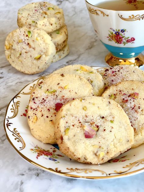 Pistachio Rose Cookies, Rose Cake Recipe, Rose And Pistachio, Christmas Flavors, Lavender Dessert, Commercial Bakery, Pistachio Rose, Brownie Trifle, Rose Cookies