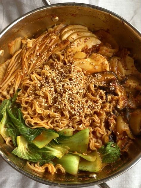 Vegan Kimchi Stew (Kimchi-jjigae) with Ramen - Brown Girl Vegan Korean Army Stew, Kimchi Stew, Korean Army, Types Of Mushrooms, Soy Sauce Alternative, Soft Tofu, Vegan Kimchi, How To Cook Greens, Mushroom Rice