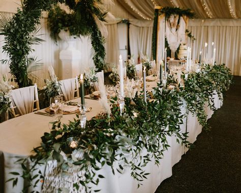 Head Table Wedding Decorations Greenery, Headtable Wedding Rustic, Woodsy Head Table Wedding, Wedding Top Table Flowers Rustic, Wedding Top Table Candles, Rustic Top Table Decorations, Rustic Head Table Decor, Rustic Wedding Main Table Decor, Head Table Flowers Wedding