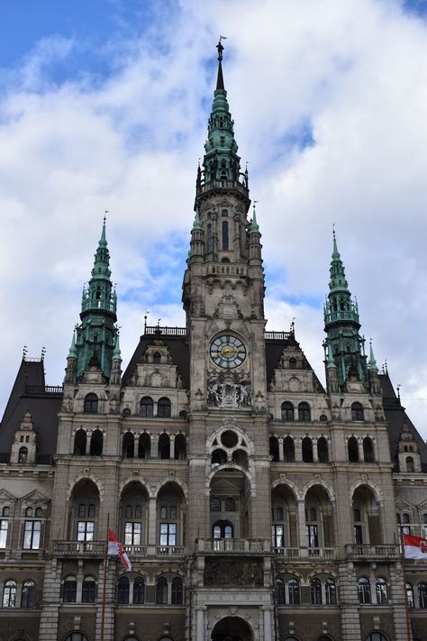 The beautiful town hall. Fantasy Town Hall, Neo Gothic Architecture, Fantasy Town, Gothic Castle, Minecraft Inspiration, Beautiful Town, Minecraft Buildings, Gothic Architecture, City Council