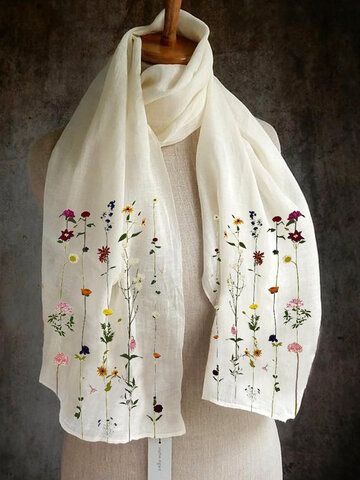 Pola Topi, Sulaman Pita, Embroidery Scarf, Clothes Embroidery Diy, Diy Embroidery Designs, Chic Scarves, Embroidered Scarf, Diy Embroidery Patterns, Handmade Embroidery Designs