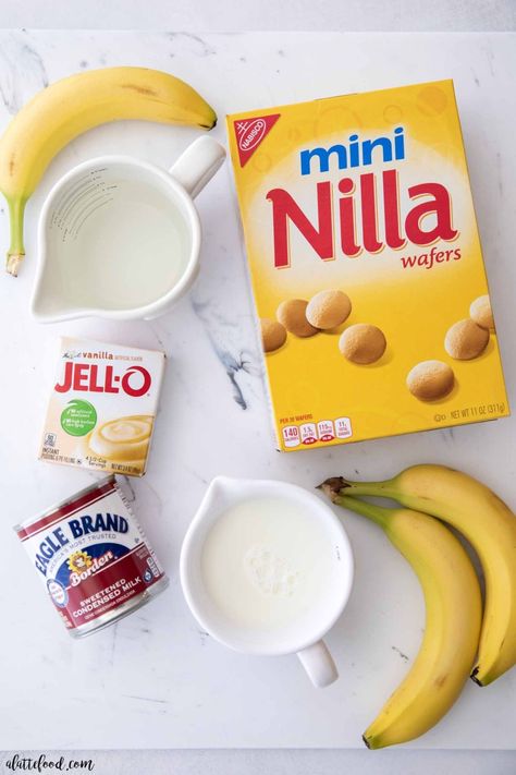 Banana Pudding Recipe Easy Condensed Milk, Banana Pudding Box Recipe, Banana Pudding With Banana Cream Pudding, Banana Pudding Evaporated Milk, Sweetened Condensed Milk Banana Pudding, Vanilla Wafers Banana Pudding, Vanilla Wafer Pudding Recipe, Banana Pudding Recipe With Condensed Milk, Banana Pudding No Cool Whip