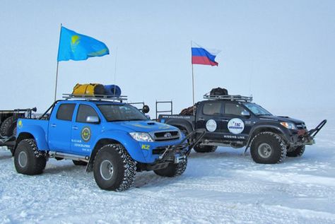 Iceland Truck | Two Arctic Trucks AT44 Expedition vehicles have set a new Guinness ... Hilux Mods, Supercars Wallpaper, Toyota Trucks 4x4, Snow Vehicles, Toyota 4x4, Toyota Trucks, Expedition Vehicle, Offroad Trucks, 4x4 Trucks