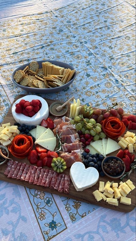 Note by Jen Seiter on Substack Charcuterie Board Ideas Sweet And Salty, Yummy Charcuterie Board, Cutie Charcuterie Board, Sharqutary Board, 2024 Charcuterie Board Ideas, Date Charcuterie Board, Charcuterie Board Pretty, Sharcutary Board, Galentines Party Charcuterie Board