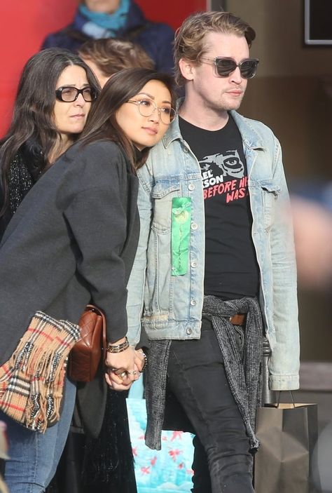 Brenda Song And Macaulay Culkin, All Need Is Love, Macaulay Culkin, Cute Celebrity Couples, Brenda Song, Celebrity Photo, Baby Boy Names, Celebrity Couples, Celebrity Photos