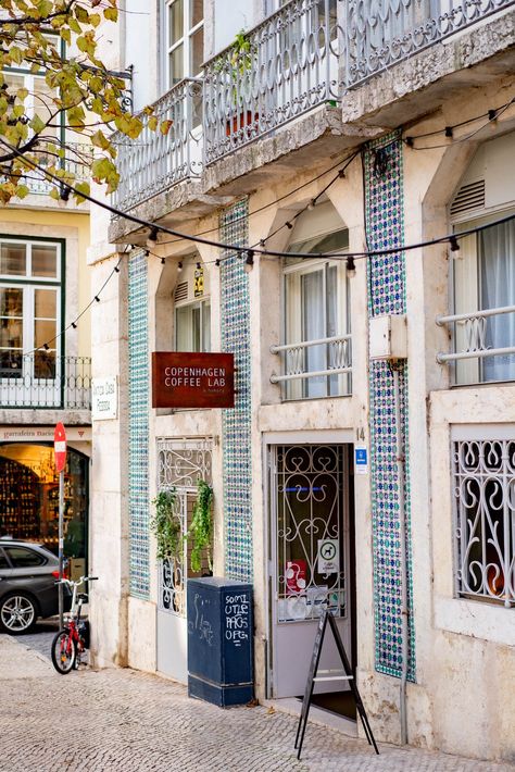 HELPFUL GUIDE: Where to Stay in Lisbon (5 Best Neighborhoods) Where To Stay In Lisbon, Lisbon Neighborhoods, Lisbon Trip, Portugal Holiday, Lisbon Guide, Portugal Trip, Albufeira Portugal, Portugal Vacation, Lisbon Travel