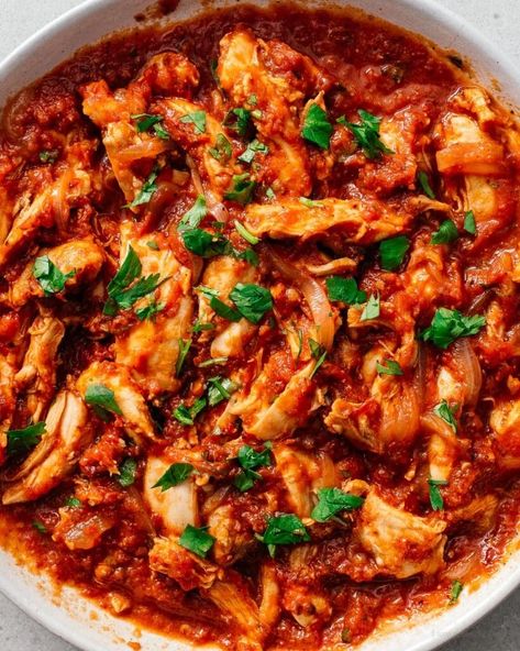 Burrito Filling, Chicken Tinga Recipe, Taco Burrito, Mexican Stew, Chicken Tinga, Taco Filling, Stew Chicken, Stew Chicken Recipe, Taco Fillings