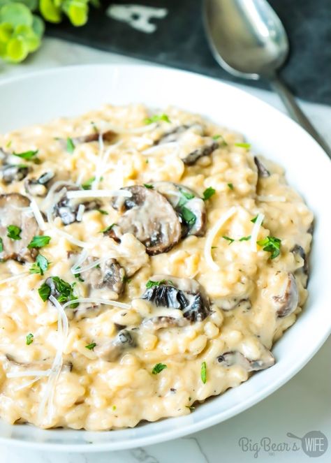 Mushroom Parmesan Risotto, Sushi Rice Risotto, Mushroom Risotto With Chicken, Mushroom Rossito, Mushroom Rositto, Cream Risotto, Creamy Mushroom Risotto, Rice Ideas, Meal Sides