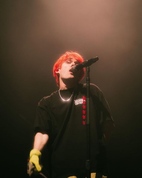 Waterparks Band Aesthetic, Awsten Knight Red Hair, Masc Clothing, Otto Wood, Waterparks Band, Mohegan Sun, Mr Knight, Water People, Awsten Knight