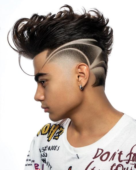 Undercut Hair Designs, Haircut Designs For Men, Braids With Fade, Undercut Hair, Gents Hair Style, Shaved Hair Designs, Mens Hairstyles Thick Hair, The Barber, Haircut Designs