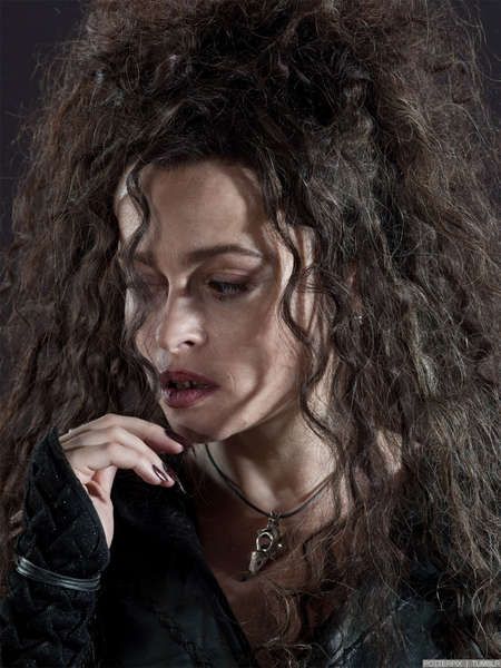 By far my one of my favorite characters despite the fact that she killed dobby and tortured neville's parents and tried to kill ginny Belatrix Lestrange, Harry Potter Behind The Scenes, Helena Carter, Still Picture, Bellatrix Lestrange, Helena Bonham, Potter Facts, Harry Potter Costume, Bonham Carter