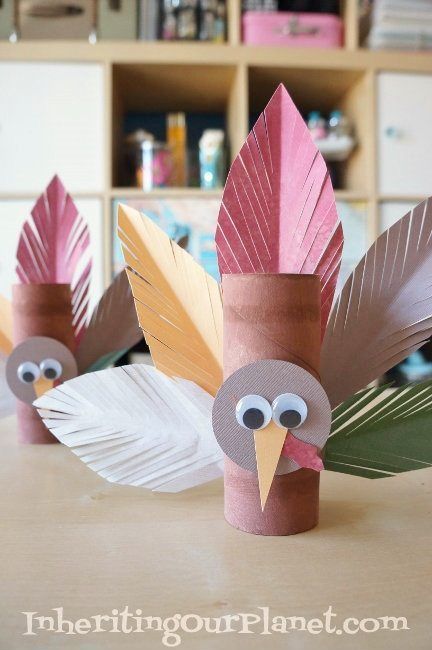 As you may already know, I hoard toilet paper rolls. When you have young kids, you never know when the ultimate toilet paper roll craft may strike! After all I HAVE made quite a few toilet paper roll Tube Crafts, Paper Roll Crafts Diy, Toilet Paper Roll Craft, Art Toilet, Fun Thanksgiving Crafts, Paper Towel Crafts, Thanksgiving Turkey Craft, Roll Craft, Easy Thanksgiving Crafts