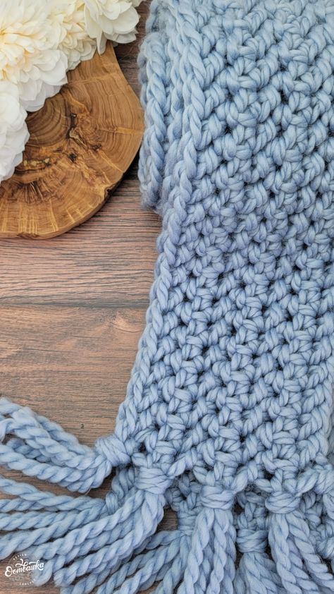 Crochet Scarf With Chunky Yarn, Crochet With Chunky Yarn Free Pattern, Chunky Yarn Patterns Crochet, Crochet Pattern Chunky Yarn, Chunky Scarf Crochet Pattern, Chunky Wool Crochet, Chunky Scarf Pattern, Herringbone Crochet, Chunky Wool Scarf