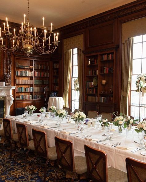 Elegant and intimate, with your closest friends and family by your side 💍🍾 That's that micro weddings @hampshirehouse are all about 💐 Rent this space for your dream wedding today on RestauRent 🎉🌟 Photos by @studiobphotographers . . . #microweddings #weddingvenue #weddingvenueideas #weddingideas #weddingplanning #eventplanning #rehearsaldinner #weddingreception #eventplanner #bostonevents #bostonwedding #bostonlife Wedding Restaurant, Micro Weddings, Wedding Boston, Close Friends, By Your Side, Rehearsal Dinners, Friends And Family, Event Planner, Elegant Wedding