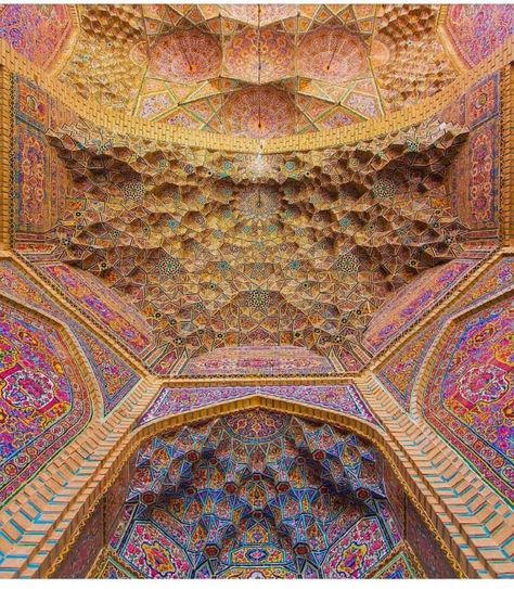 Rich Architecture, Pink Mosque, Iran Tourism, Shiraz Iran, Moorish Architecture, Iranian Architecture, Persian Architecture, Mosque Architecture, Persian Culture