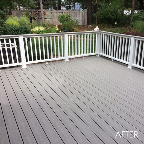 Trex Deck Railing, Grey Deck, Cottage House Exterior, Trex Decking, Deck Makeover, Black Deck, Sunroom Addition, Deck Colors, Patio Deck Designs