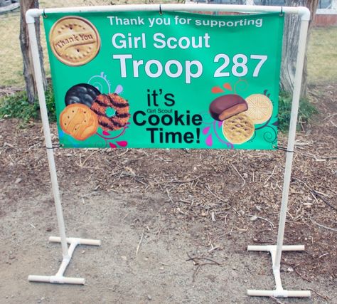 Pvc Sign Stand, Diy Banner Stand, Cookie Booth Decorations, Cookie Booth Ideas Display, Make Your Own Banner, Cookie Booth, Girl Scout Cookies Booth, Girl Scout Cookie Sales, Gs Cookies