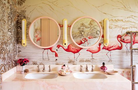 Design Collections | de Gournay Flamingo Bathroom, Chinoiserie Room, Decoration Hall, Victorian Apartment, Urban Electric, Hand Painted Wallpaper, Electric Company, Decoration Photo, Decoration Inspiration