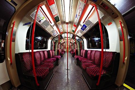 Subway fisheye Fisheye Photos, Fisheye Photography, London Underground Tube, Secret London, Central Line, Perspective Photography, Fish Eye, Fish Eye Lens, London Transport