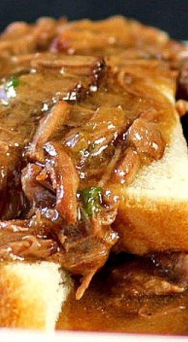 Gravy Sandwich, Rump Roast Crock Pot Recipes, Hot Beef Sandwich, Beef And Gravy, Hot Roast Beef Sandwiches, Hot Recipes, Hot Beef Sandwiches, Hot Beef, Beef Sandwich Recipes