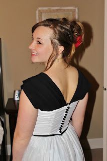 How To Add Sleeves To A Strapless Dress, Diy Sleeves, Creative Stitches, Dress Makeover, Strapless Prom Dress, Add Sleeves, Modest Prom, Dress Alterations, Clothing Diy