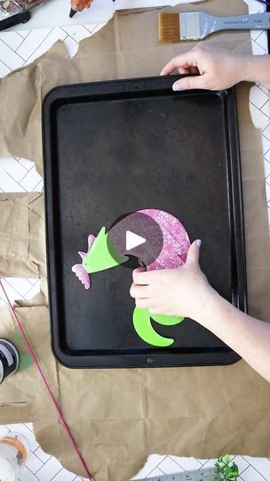 112K views · 1.5K reactions | Is it a chicken or rooster? This was a fun cookie sheet Upcycling project with a dollar store garden stake! #crafts #upcycling #diyideas | Sustain My Craft Habit - Clever DIY, Crafts & Upcycling Ideas Crafts Upcycling, Chicken Crafts, Upcycling Ideas, Upcycle Projects, Fun Cookies, A Chicken, Dollar Store Crafts, Serving Trays, Cookie Sheet