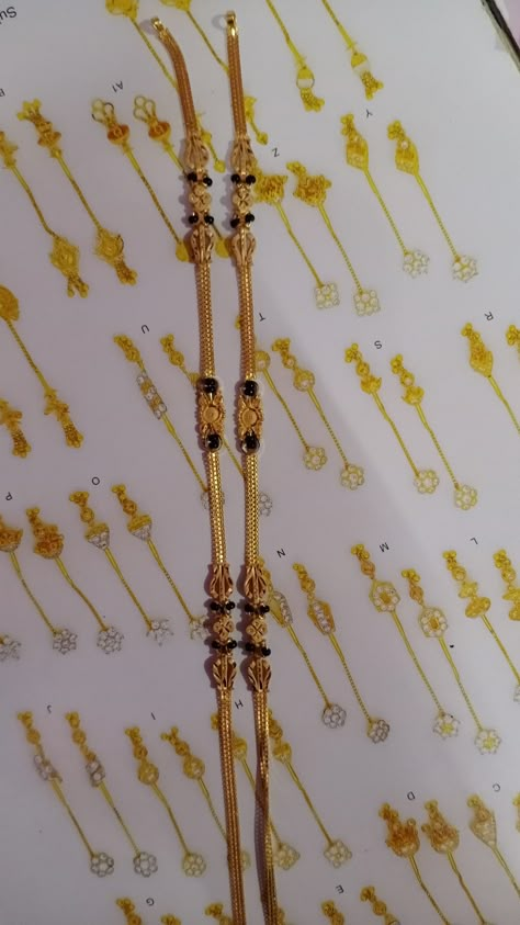 Mangala Sutram Designs Gold, Mini Mangalsutra Designs Gold, Mangalya Chain Designs Gold, Nallapusalu Designs Gold Short, Short Mangalsutra Designs Gold, Temple Jewellery Jhumkas, Short Mangalsutra, Gold Earrings For Kids, Mangalsutra Chain