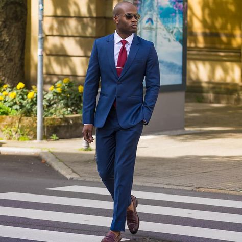 Dark Blue Suit Men, Blue Suit Red Tie, Suit Red Tie, Red Docs, Dark Blue Suit, Blue Suit Men, Suit Ideas, African Clothing For Men, Suit Men