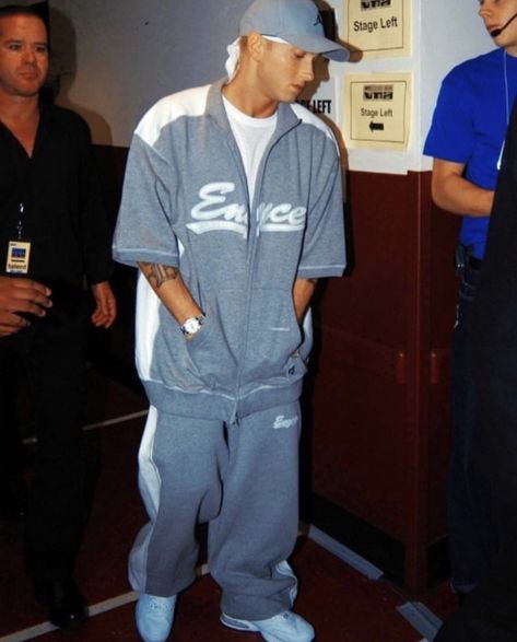 Eminem Fashion 90s, Eminem 00s Outfits, Eminem 90s Style, Eminem Outfits 90s, Eminem Fits, Eminem Clothes, Eminem Outfits, 90s Hiphop Fashion, 90s Hip Hop Style