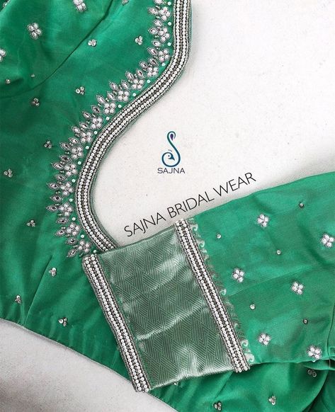 Thread Work Blouses, Simple Saree Blouse Designs, Maggam Blouse Designs, Simple Saree Blouse, Velvet Blouse Design, Blue Blouse Designs, Maggam Blouse, Lace Blouse Design, Back Drawing