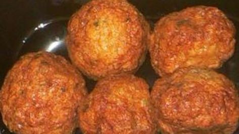 Dutch Meatball Soup, Dutch Meatballs, Bitterballen Recipe, Dutch Croquettes, Meatloaf Burgers, Netherlands Food, Dutch Cuisine, Dutch Culture, Dutch Netherlands