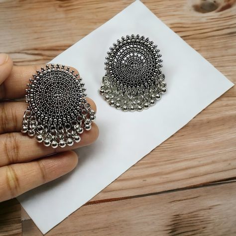 Oxidised Jewellery Earrings, Unique Studs, Oxidized Silver Earrings, Pretty Jewelry Necklaces, Stud Earrings Unique, Bangles Jewelry Designs, Silver Jewelry Fashion, Oxidised Jewellery, Jhumka Earrings