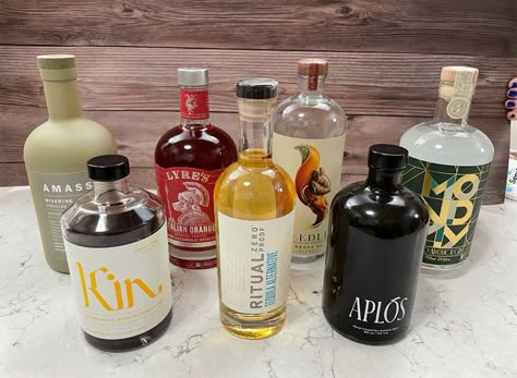 Non Alcoholic Adaptogen Drinks, Best Non Alcoholic Cocktails, Non Alcoholic Elixirs, Non Alcoholic Bar Ideas, Best Non Alcoholic Spirits, Alcohol Free Spirits, Adaptogens Drinks, Non Alcoholic Wine Recipes, Non Alcoholic Vodka