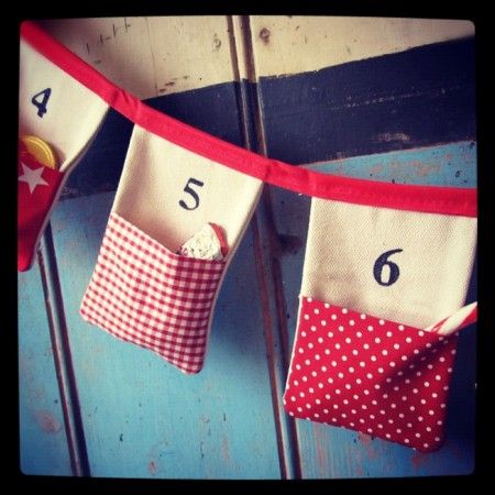 Eco Kids Party, Bunting Ideas Unusual, Christmas Bunting Ideas, Bunting Ideas, Bunting Pattern, Christmas Teaching, Felt Crafts Christmas, Christmas Bunting, Sewing Business