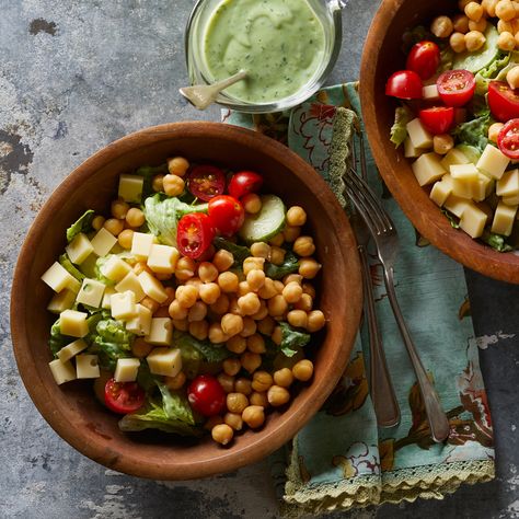 Green Goddess Salad with Chickpeas Salad And Dressing, Green Goddess Salad, Salad With Chickpeas, Goddess Salad, Protein Vegetarian, Lunch Salad, Chickpea Salad Recipes, Lunch Appetizers, Vegetarian Lunch