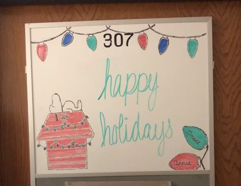 Whiteboard Art Christmas, Winter Whiteboard Ideas, Holiday Whiteboard Ideas, White Board Christmas Ideas, December Whiteboard Ideas, Christmas White Board Drawing, December White Board Ideas, December White Board Art, Christmas Whiteboard Art