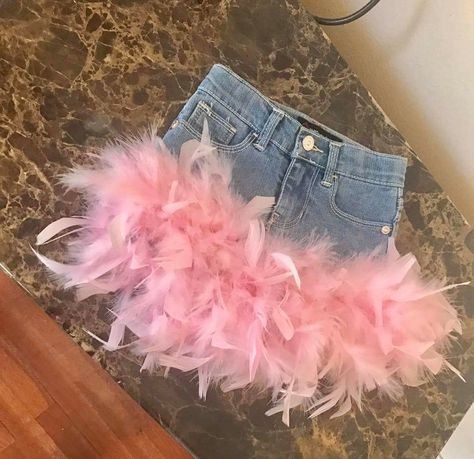 Feather shorts Feather 2 Piece Outfit, Shorts With Feathers, Feathers Jeans, Shorts With Fur Trim, Feather Trim Jeans, Feather Shorts, Summer Mini Skirt With Feathers, Fancy Jeans, Dance Wear Outfits