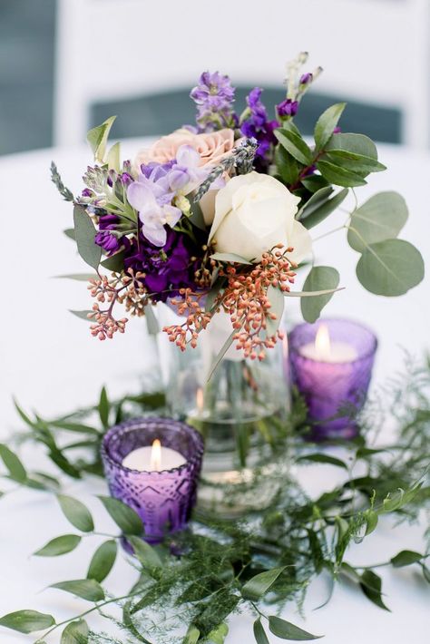 Wedding Centerpieces Lavender Color, Lilac Flower Centerpieces Wedding, Simple Purple Wedding Decor, Purple And Sage Wedding Centerpieces, Gold And Purple Centerpieces, Lilac And Sage Table Setting, Purple And Green Wedding Theme Ideas, Lilac Green Wedding, Purple And Green Wedding Centerpieces