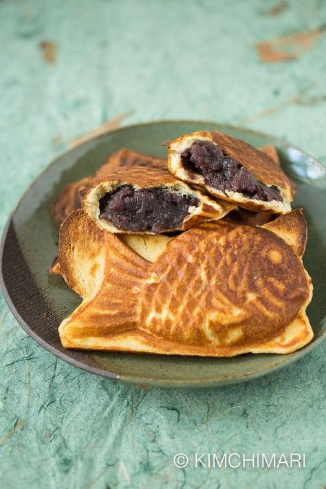 Quick Bungeoppang in 10 min Using Crescent Dough | Kimchimari Crescent Dough Sheet, Fish Breading, Easy Korean Recipes, Sweet Red Bean Paste, Sweet Red Bean, Korean Desserts, Korean Recipes, Red Bean Paste, Asian Snacks