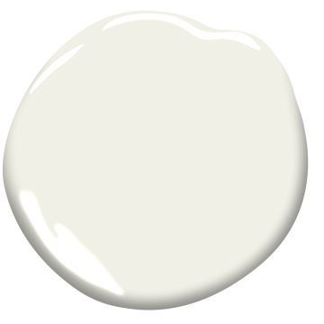 Benjamin Moore Linen White, Best White Paint Colors, Benjamin Moore Cloud White, White Paint Color, Warm Paint Colors, Benjamin Moore White, Best White Paint, Cabinet Paint Colors, Favorite Paint Colors