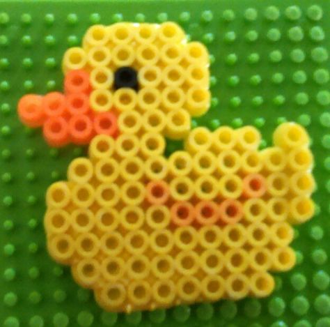 Duck perler bead design requires 83 yellow 1 black and 12 orange Duck Pearl Beads, Perler Beads Without Black, Yellow Perler Beads Ideas, Pony Bead Duck, Orange Perler Beads, Preppy Peeler Bead Ideas, Rubber Duck Perler Beads, Easy Perler Bead Patterns Animal, Perler Bead Patterns Duck