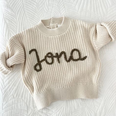 Jona - God‘s gift. DETAILS Size 18-24mths (2) Sweater - Cream Thick yarn #handembroidery #handmade #stitching #babysweater #babyfashion #smallbusiness #etsydecor #sweaterwithname #newborngift #giftidea Etsy Decor, Thick Yarn, Baby Sweaters, Newborn Gifts, Baby Fashion, Hand Embroidery, Knitwear, Yarn, Embroidery