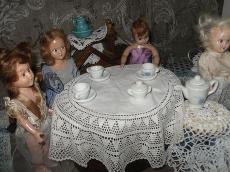 creepy dolls tea party Creepy Doll Tea Party, Creepy Tea Party, Doll Tea Party, Creepy Cute Aesthetic, Halloween Lawn, Chucky Doll, Party Photoshoot, Pity Party, Plastic Doll