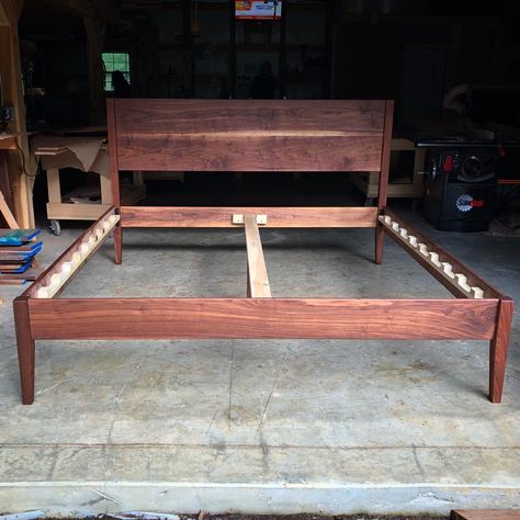 King size Goldilocks bed in walnut with a little sapwood (and a little curly) in the headboard. Handcrafted Beds, Hardwood Bed, Bed Hardware, Cama King, Wood Sample, Simple Bed, Mattress Support, Bed Frames, Platform Bed Frame