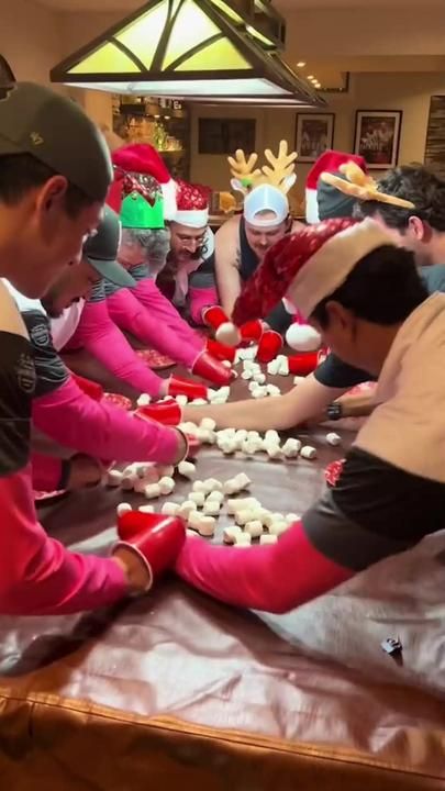 Marshmallow Game, Marshmallow Games, Elf Movie Party, Christmas Party Games For Groups, Party Games Christmas, Christmas Eve Games, Fun Family Christmas Games, Christmas Party Games For Kids, Elf Games