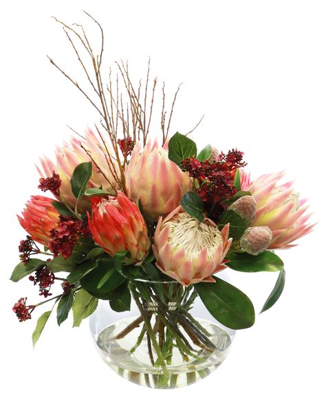 Stacked Glass Bowl Centerpieces, Shallow Bowl Floral Arrangement, Glass Bowl Flower Arrangements, Small Bowl Flower Arrangement, Medium Flower Arrangements Glass Vase, Pink Protea, Protea Flowers, Pretty Tables, Floral Display