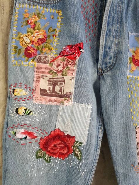 Patch Jeans Aesthetic, Jean Applique Ideas, Tita Core, Diy Patchwork Jeans, Patch Work Pants, Patch Work Jeans, Patched Jeans Diy, Patched Pants, Patches On Jeans